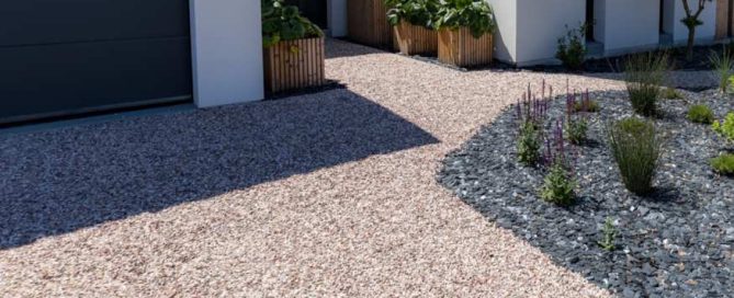 amenagement-jardin-exterieur-pavage-drainant-dalles-alveolaires